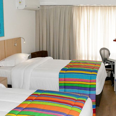 Royalty Rio Hotel Рио-де-Жанейро Экстерьер фото